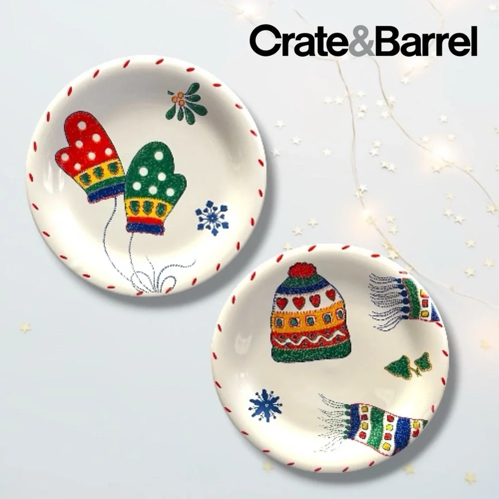 Crate & Barrel Festive Scarves, Mittens and Hats Decorative Christmas Plates